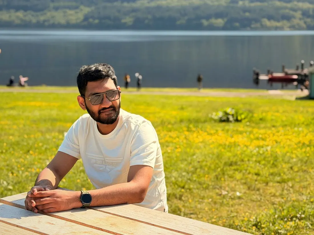 Portrait of Vandit Shah, founder of Veda Motion
